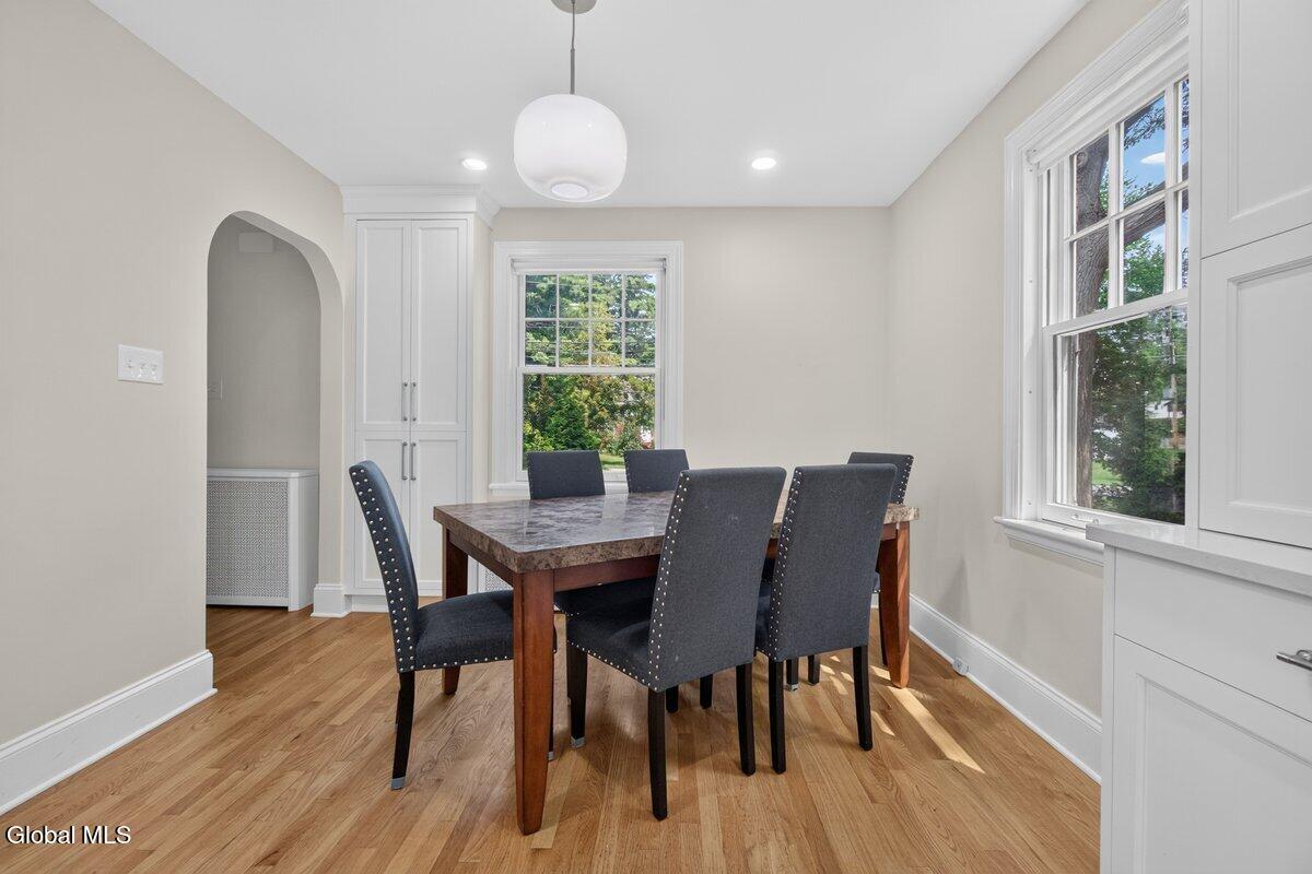 2368 Rosendale Road Niskayuna NY 12309