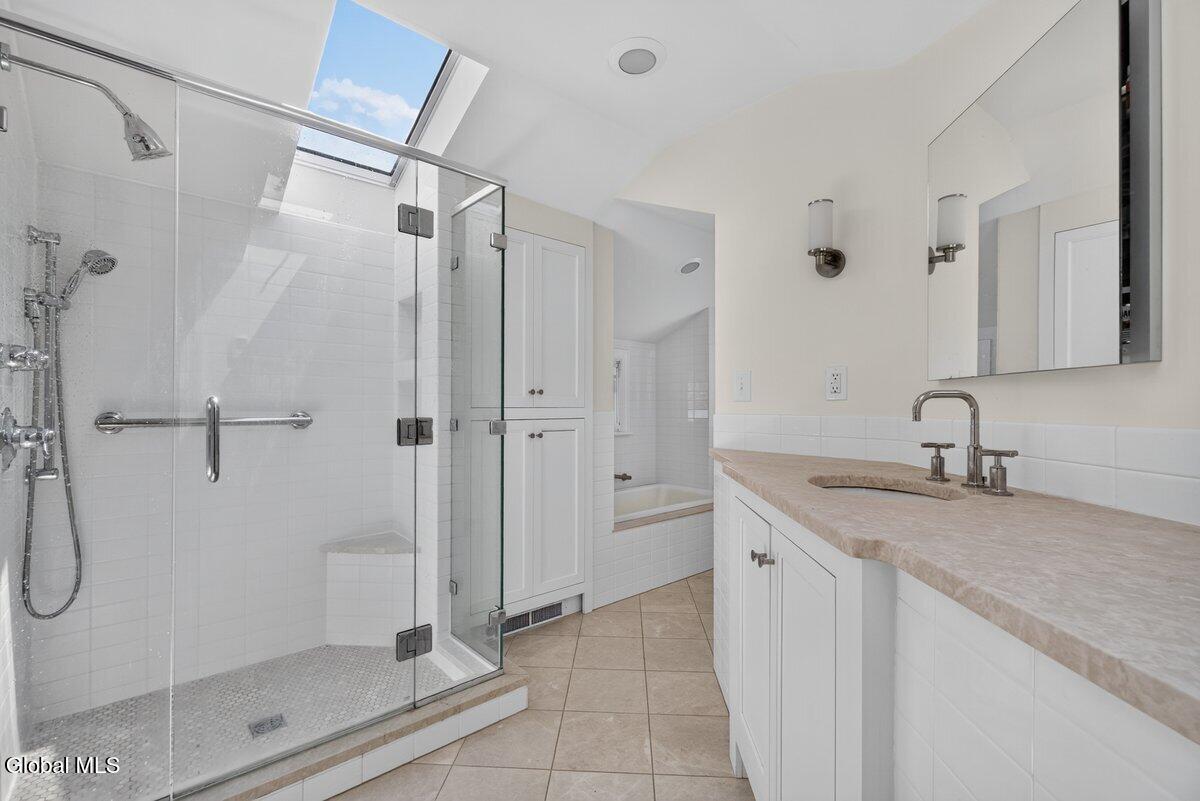 2368 Rosendale Road Niskayuna NY 12309
