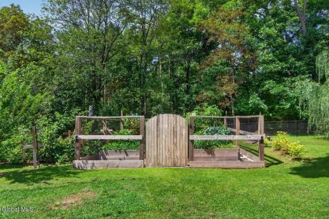 2368 Rosendale Road Niskayuna NY 12309