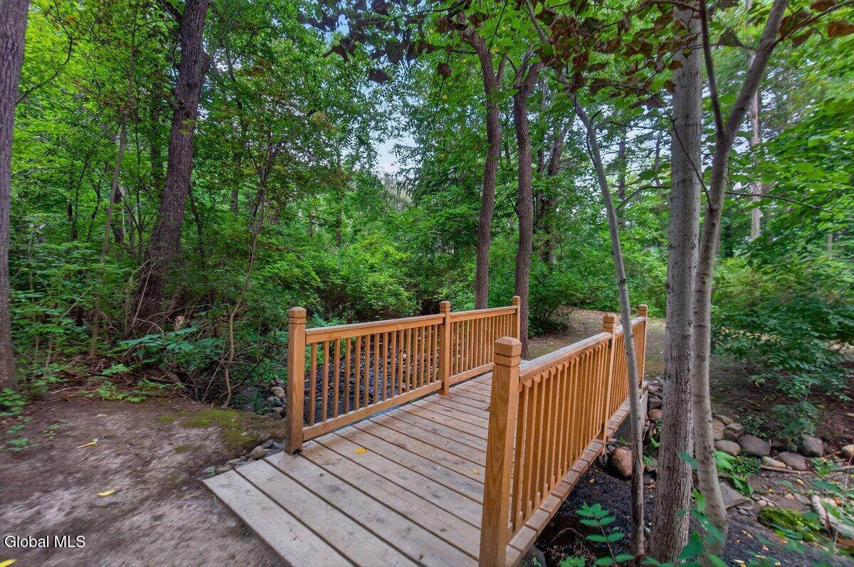 2368 Rosendale Road Niskayuna NY 12309