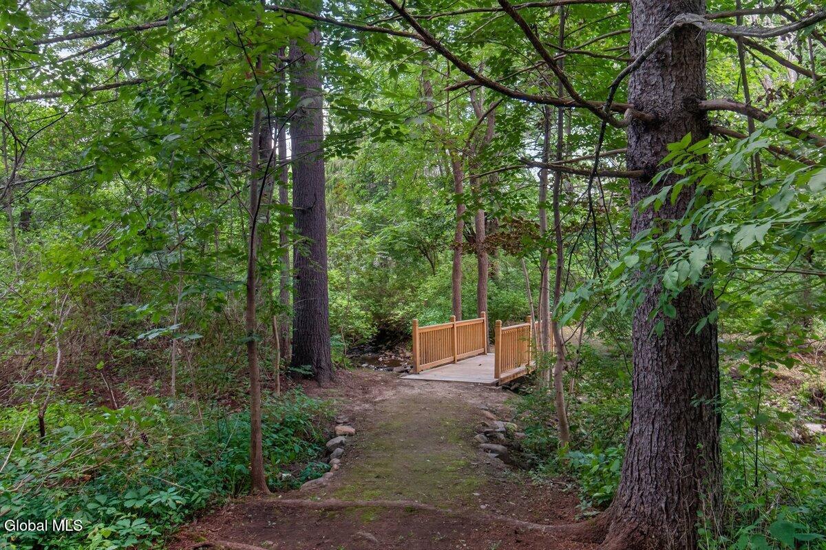 2368 Rosendale Road Niskayuna NY 12309