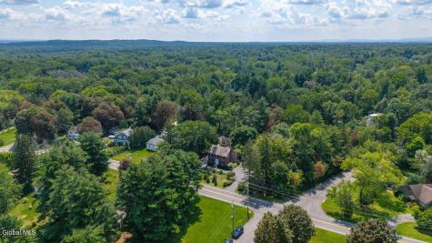 2368 Rosendale Road Niskayuna NY 12309