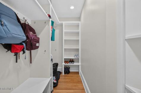 2368 Rosendale Road Niskayuna NY 12309