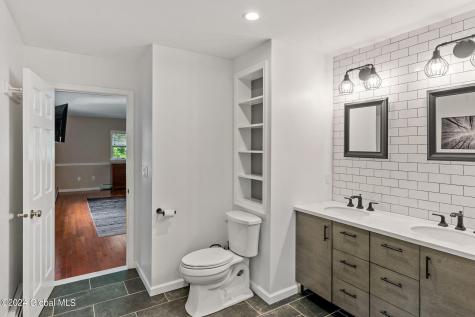 7 Elizabeth Lane Saratoga Springs NY 12866