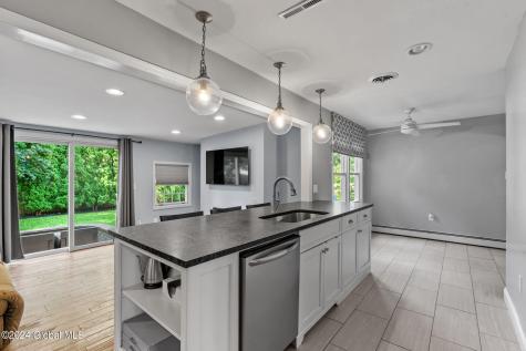 7 Elizabeth Lane Saratoga Springs NY 12866
