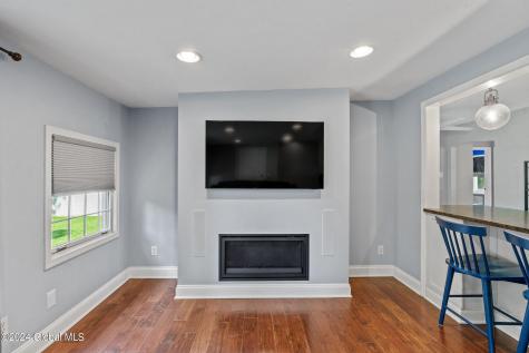 7 Elizabeth Lane Saratoga Springs NY 12866