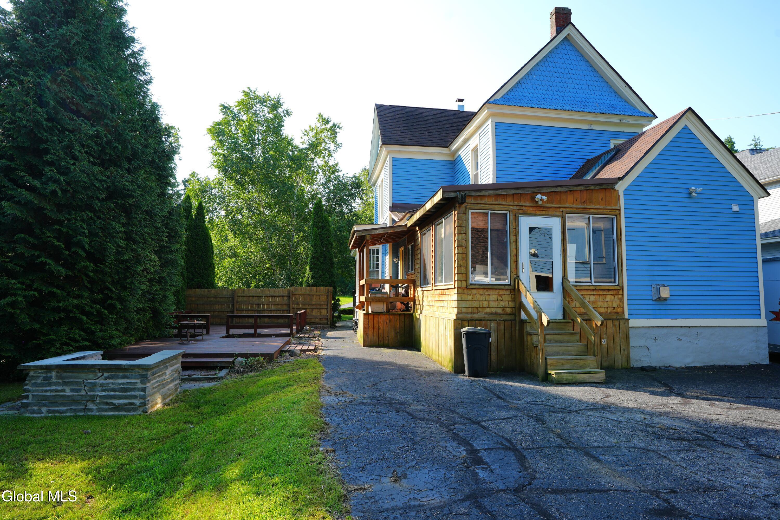 342 W Fulton Street Gloversville NY 12078