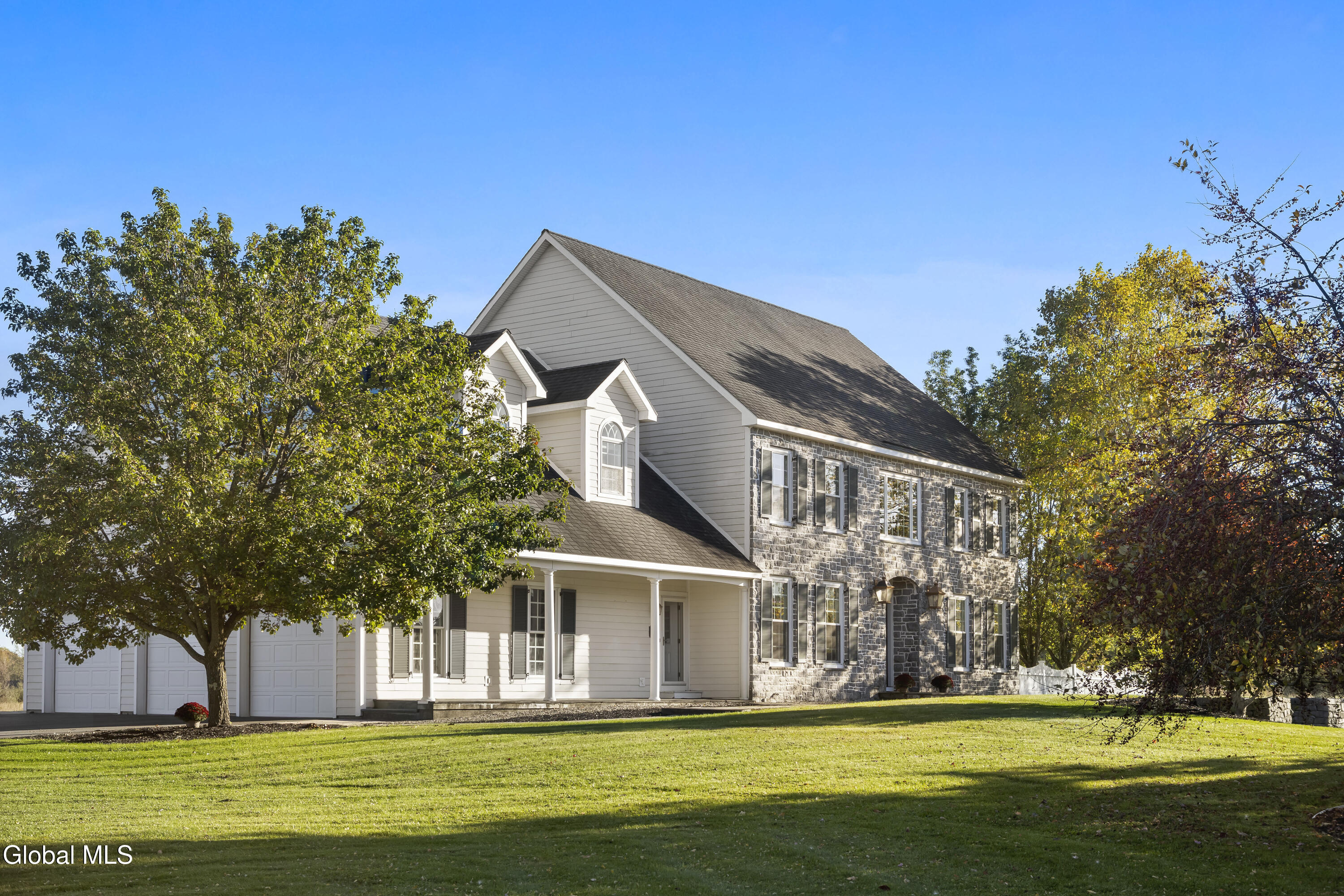 8 Pauley Ln Lane Slingerlands NY 12159