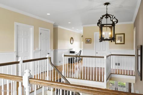 8 Pauley Ln Lane Slingerlands NY 12159