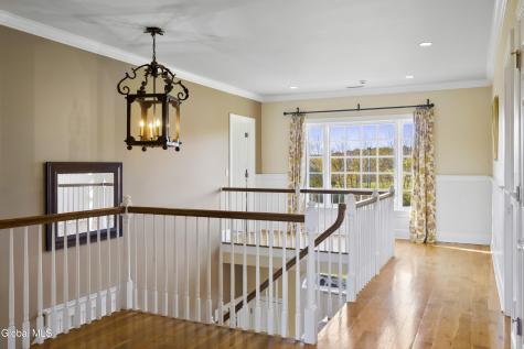 8 Pauley Ln Lane Slingerlands NY 12159