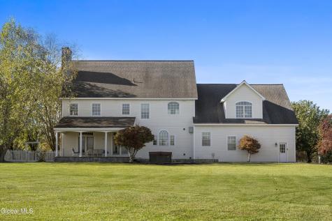 8 Pauley Ln Lane Slingerlands NY 12159