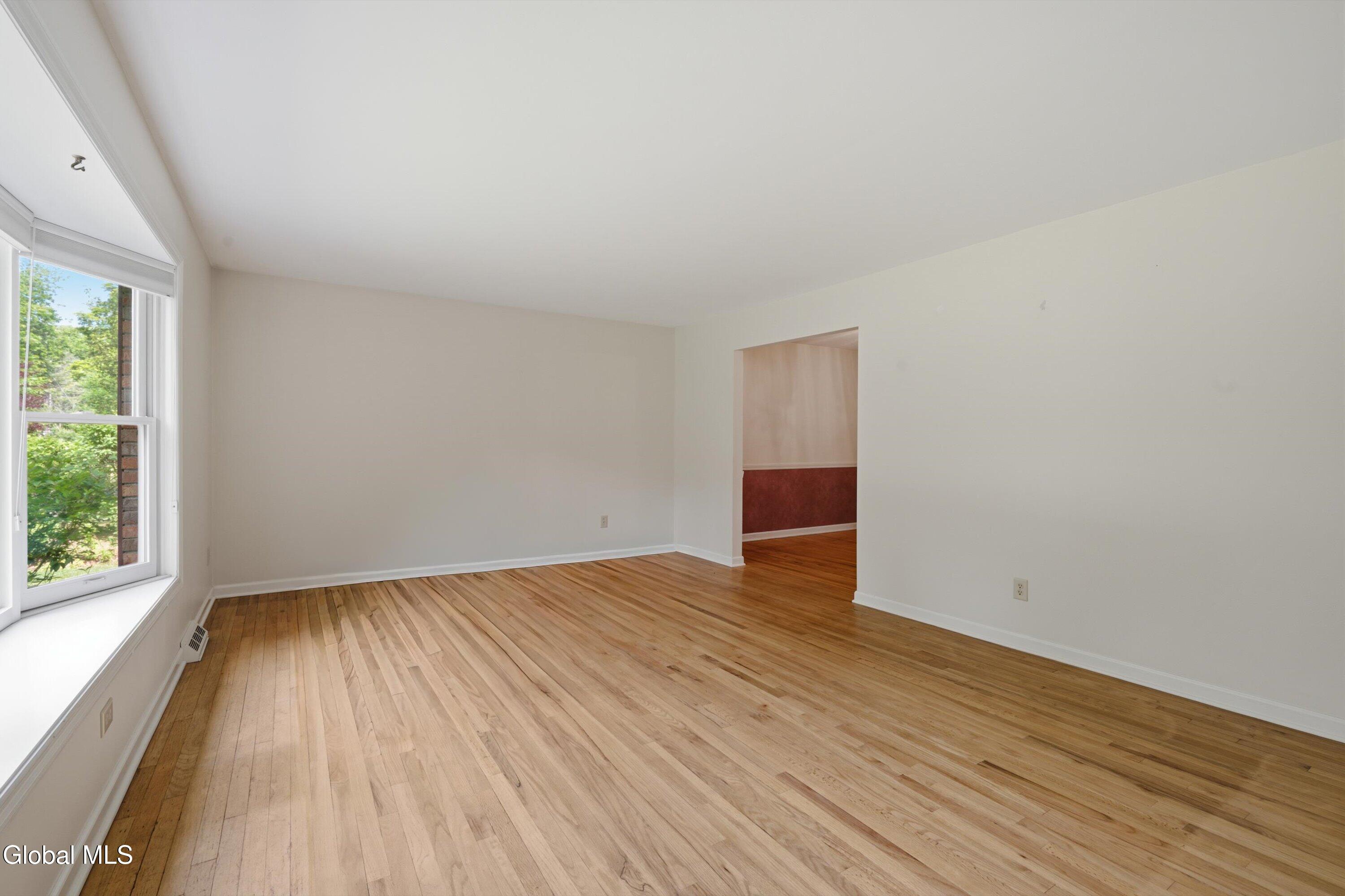 29 Stony Brook Drive Rexford NY 12148