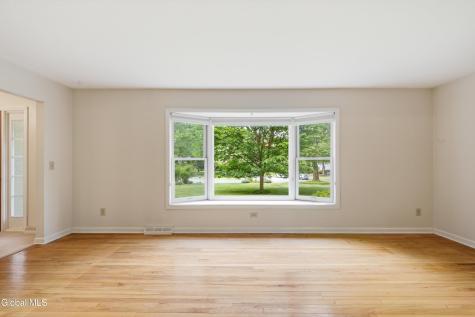 29 Stony Brook Drive Rexford NY 12148