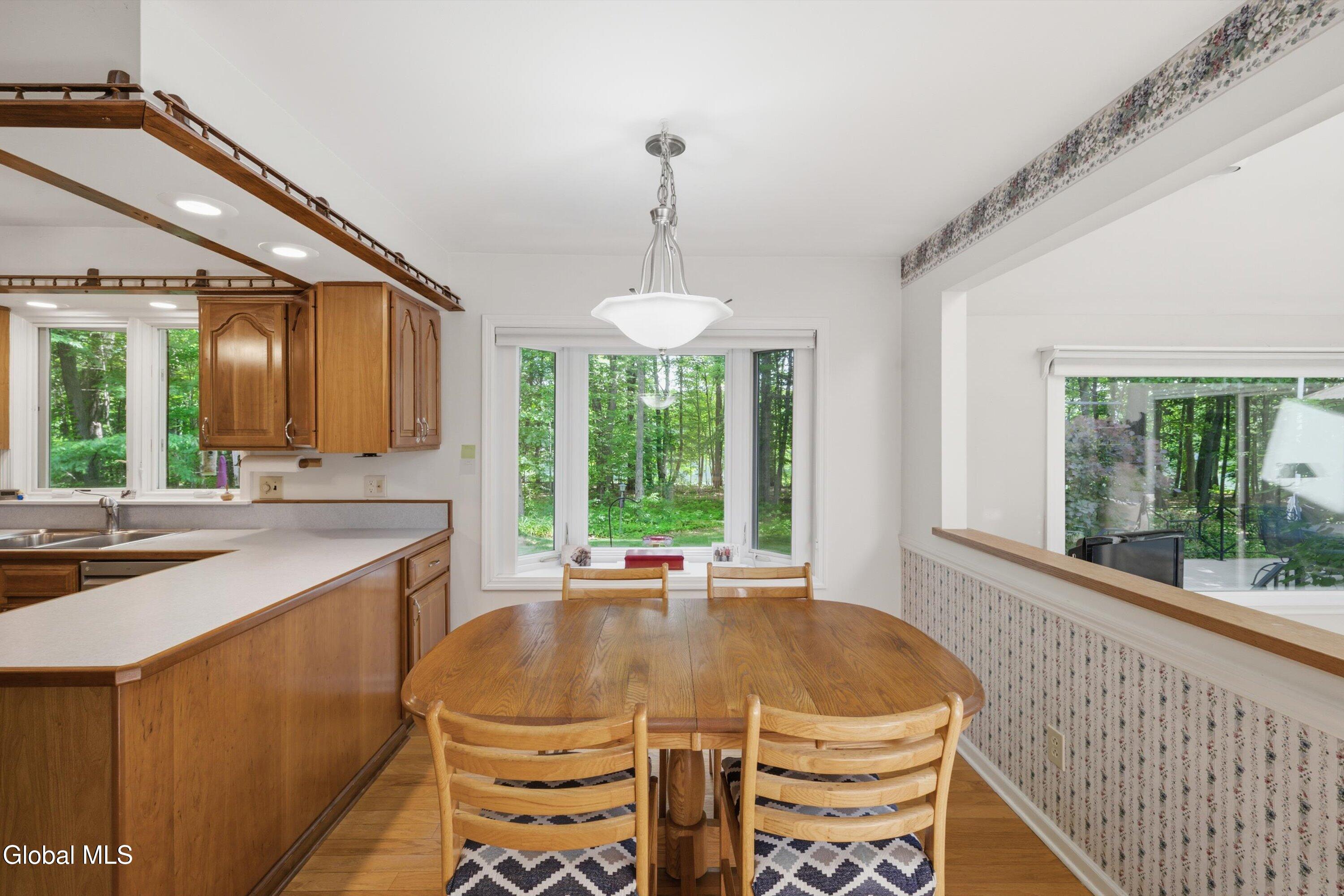 29 Stony Brook Drive Rexford NY 12148