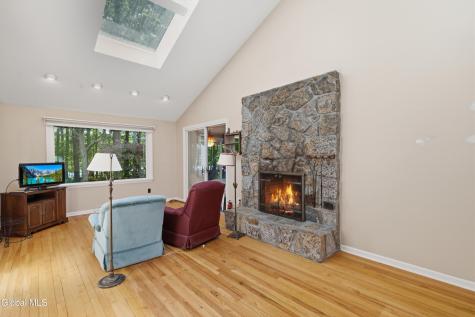 29 Stony Brook Drive Rexford NY 12148