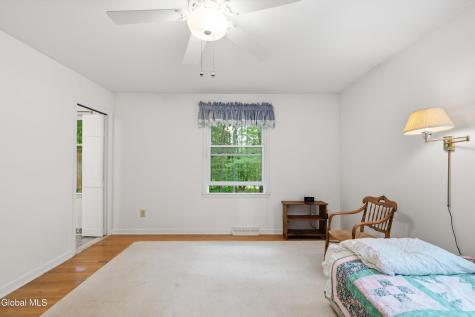 29 Stony Brook Drive Rexford NY 12148