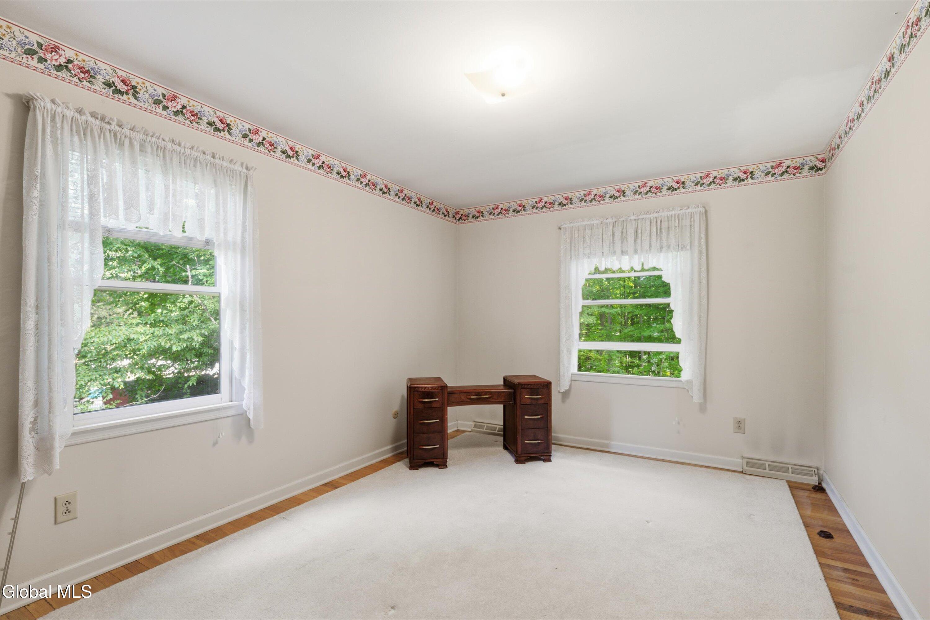 29 Stony Brook Drive Rexford NY 12148