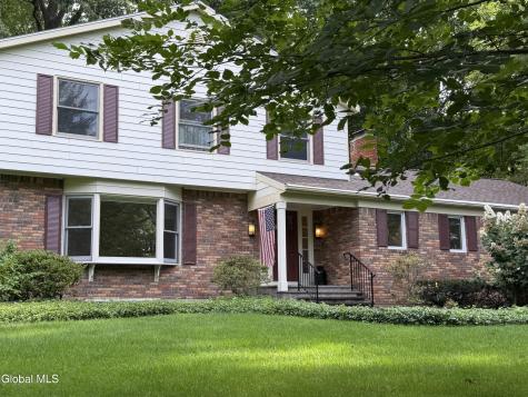 29 Stony Brook Drive Rexford NY 12148