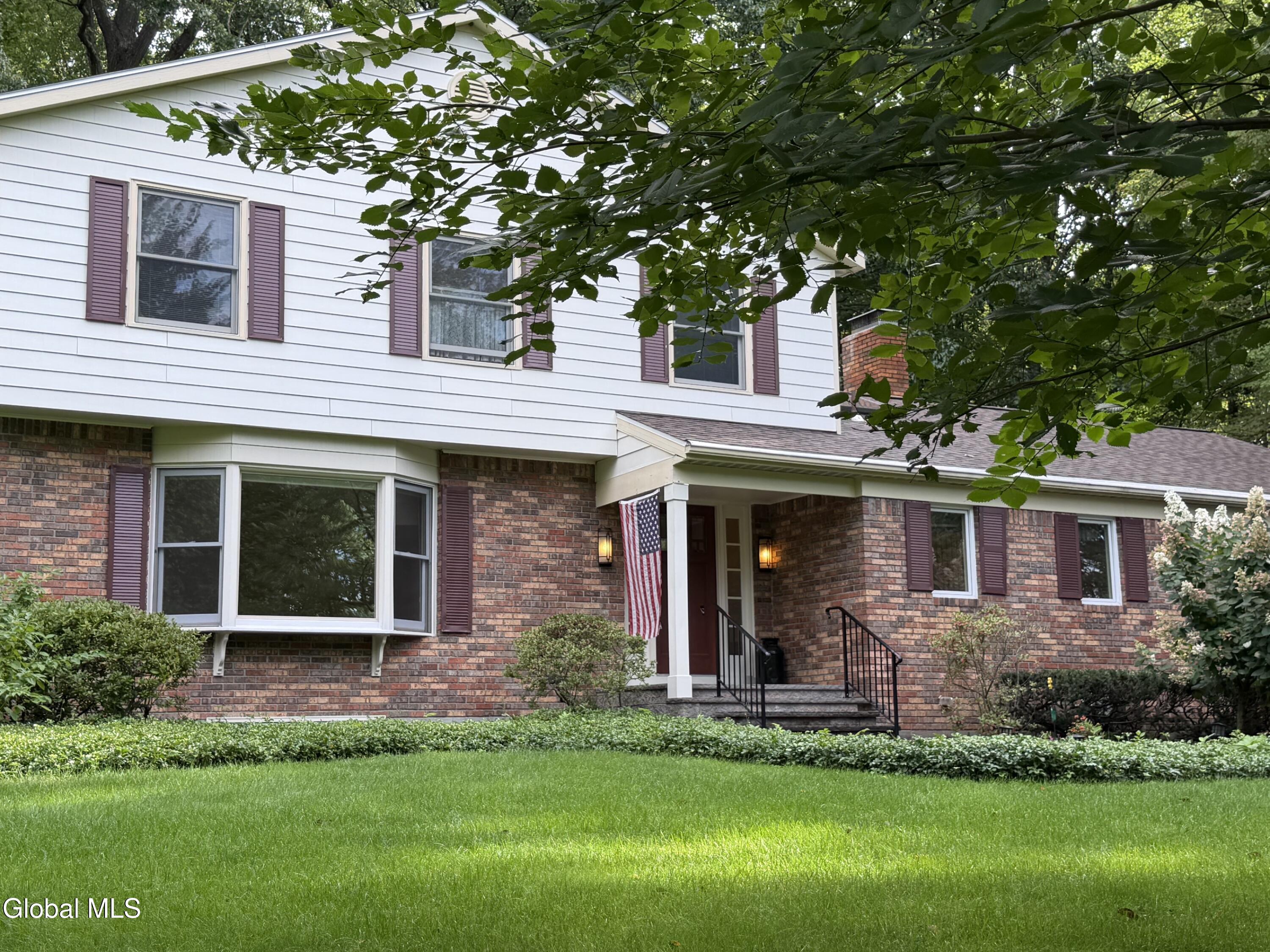 29 Stony Brook Drive Rexford NY 12148