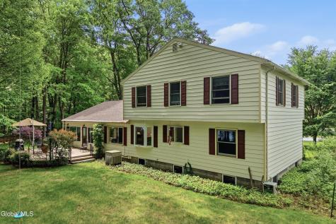 29 Stony Brook Drive Rexford NY 12148