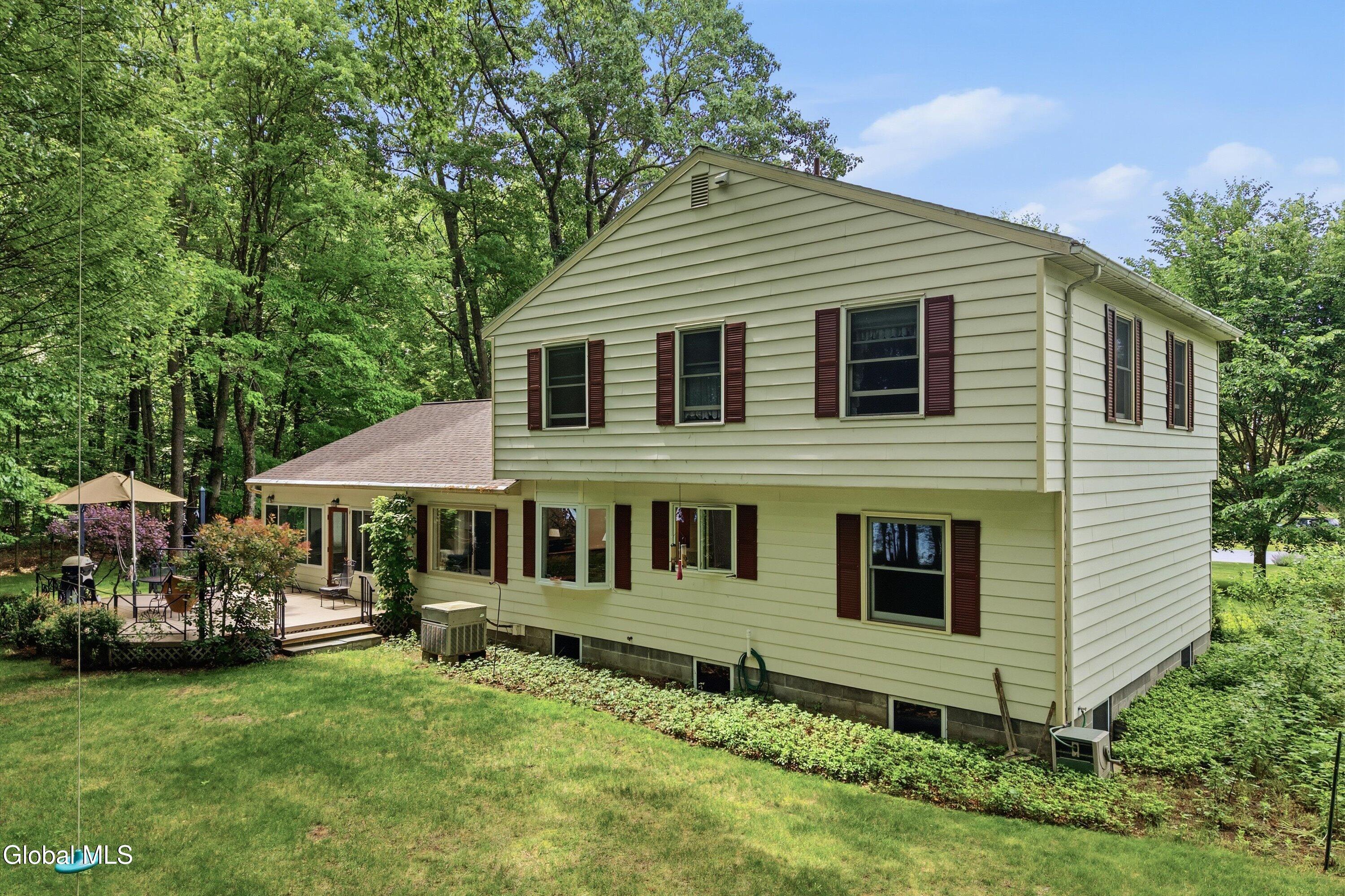 29 Stony Brook Drive Rexford NY 12148