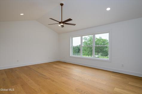 32 Mammoth Spring Road Wynantskill NY 12198