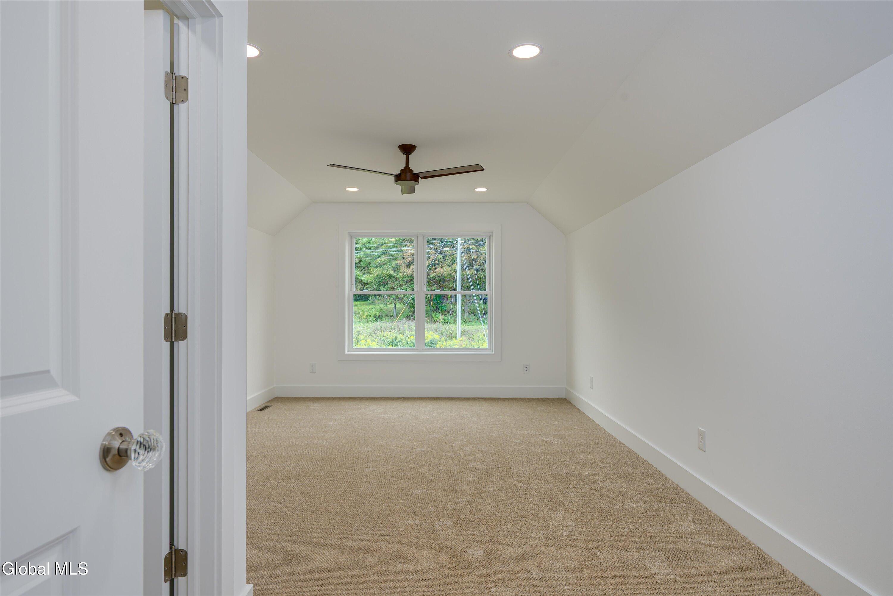 32 Mammoth Spring Road Wynantskill NY 12198