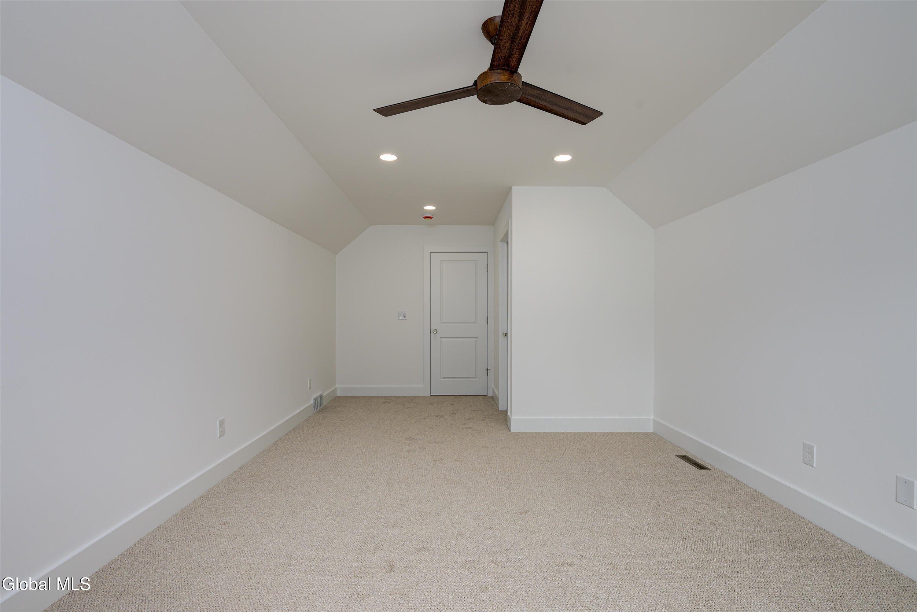 32 Mammoth Spring Road Wynantskill NY 12198