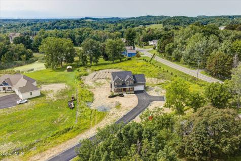 32 Mammoth Spring Road Wynantskill NY 12198