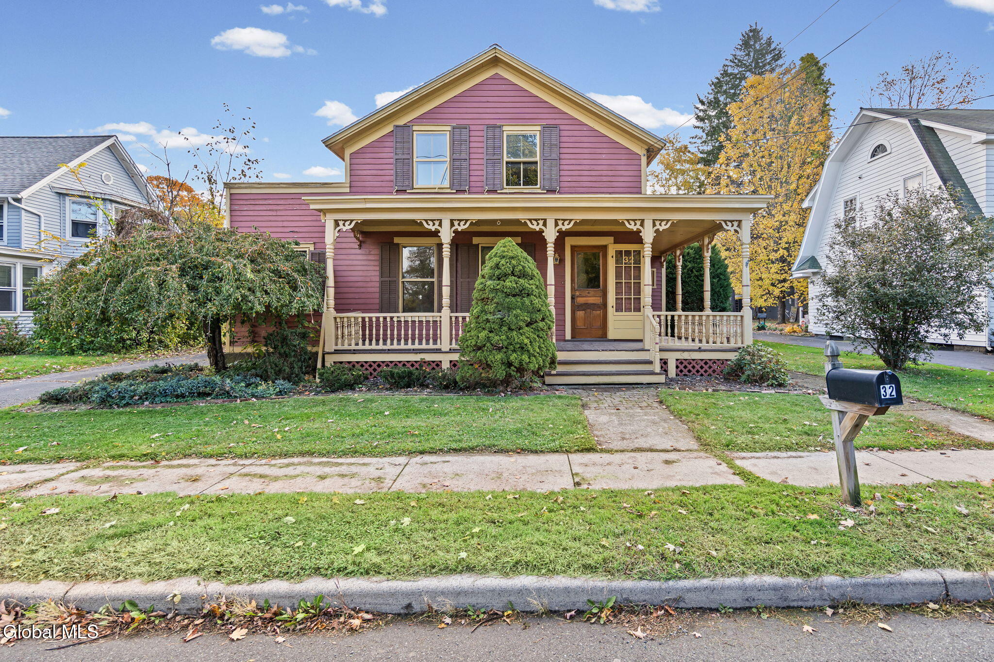 32 Elm Street Nassau NY 12123