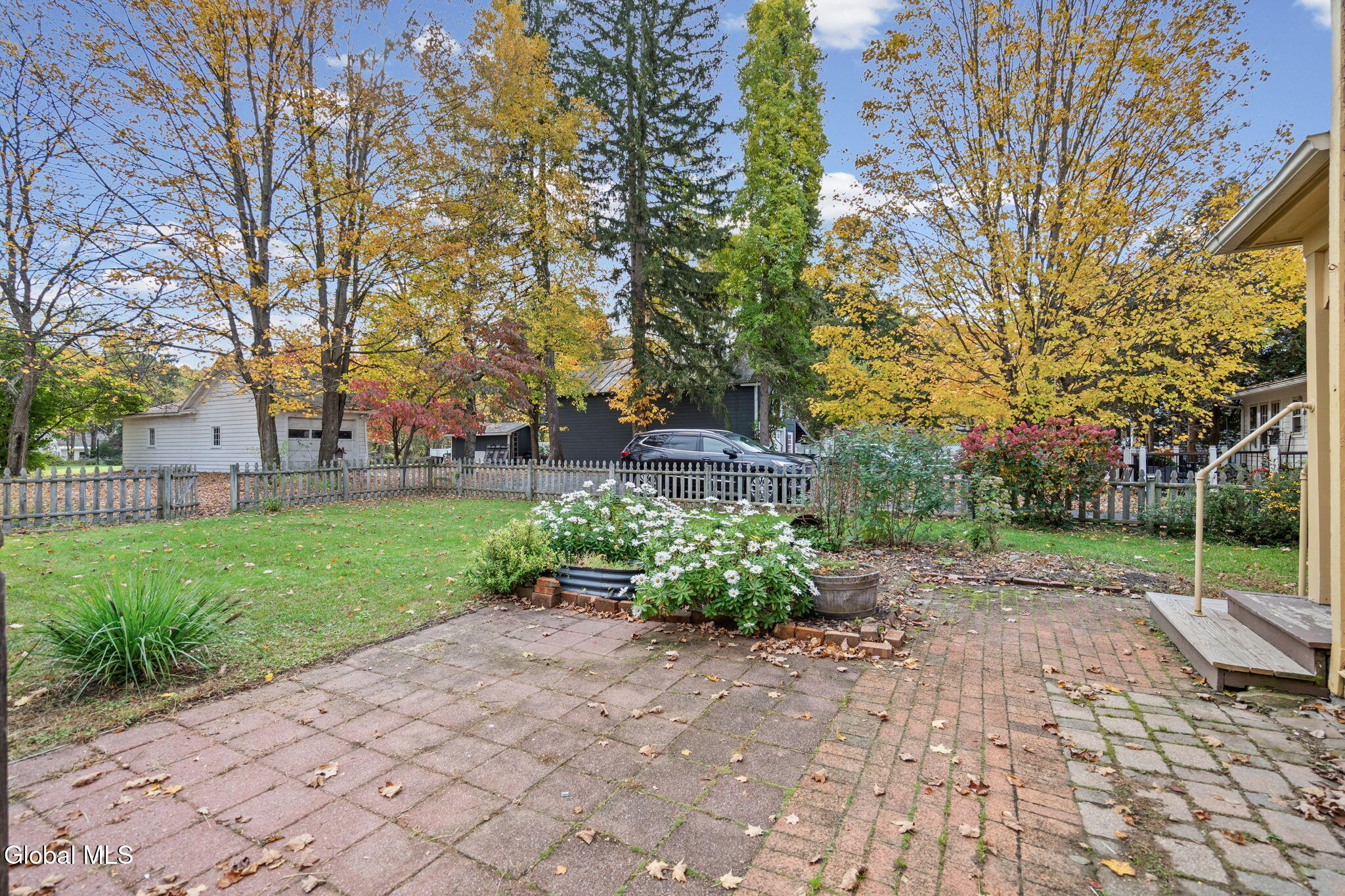 32 Elm Street Nassau NY 12123