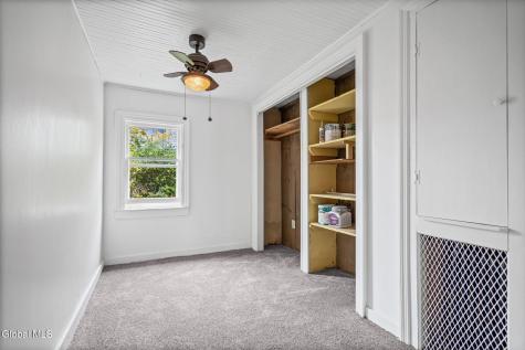 32 Elm Street Nassau NY 12123