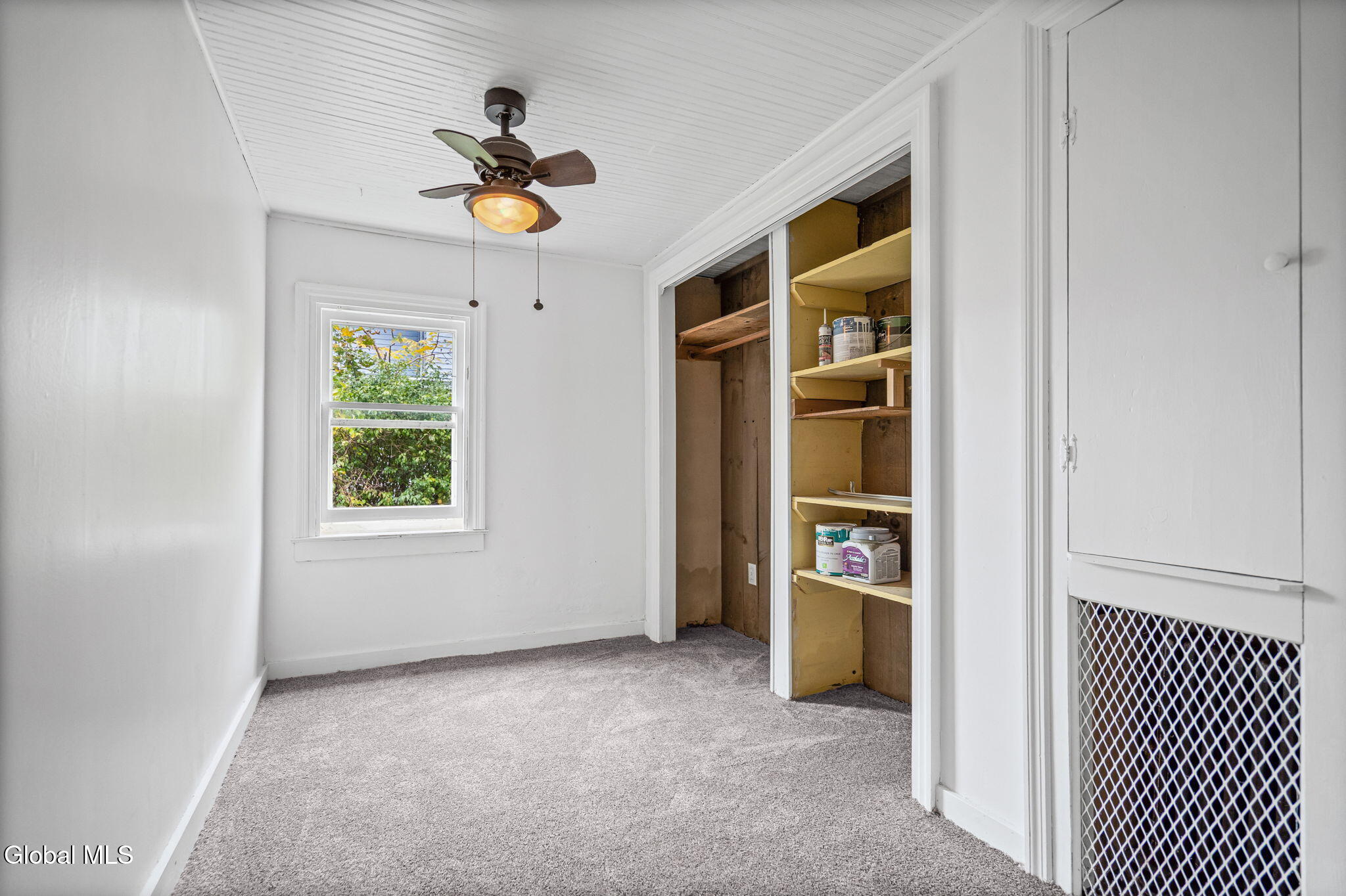 32 Elm Street Nassau NY 12123
