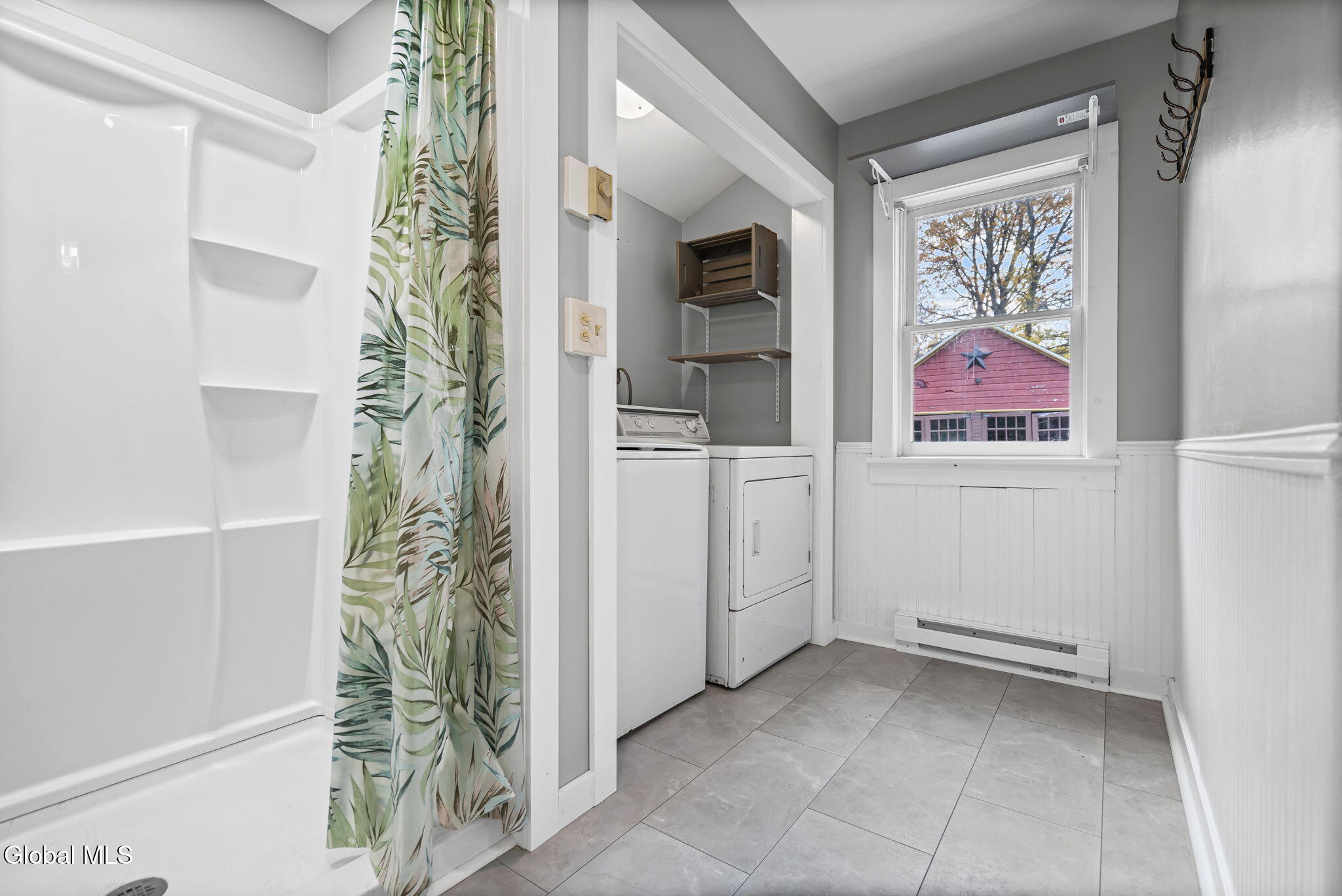 32 Elm Street Nassau NY 12123