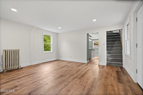 32 Elm Street Nassau NY 12123