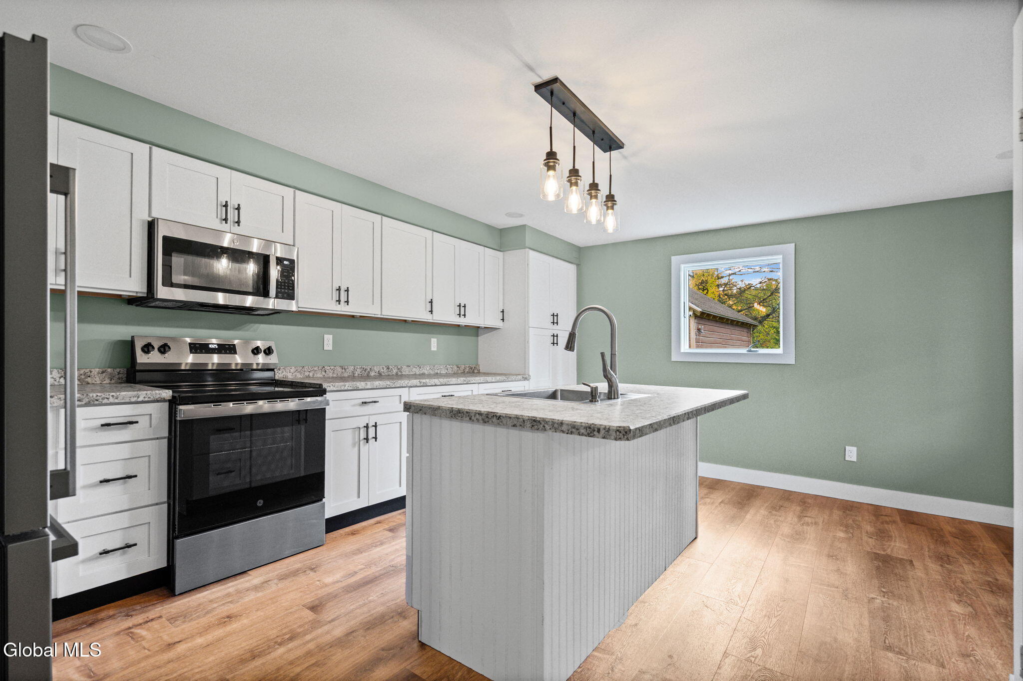 32 Elm Street Nassau NY 12123