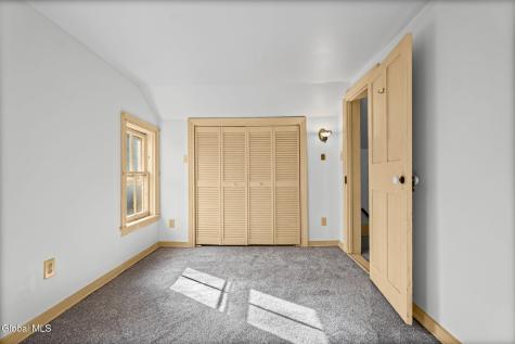 32 Elm Street Nassau NY 12123