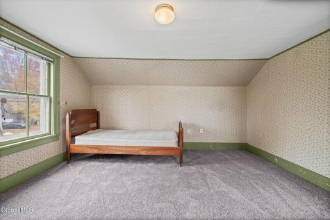 32 Elm Street Nassau NY 12123