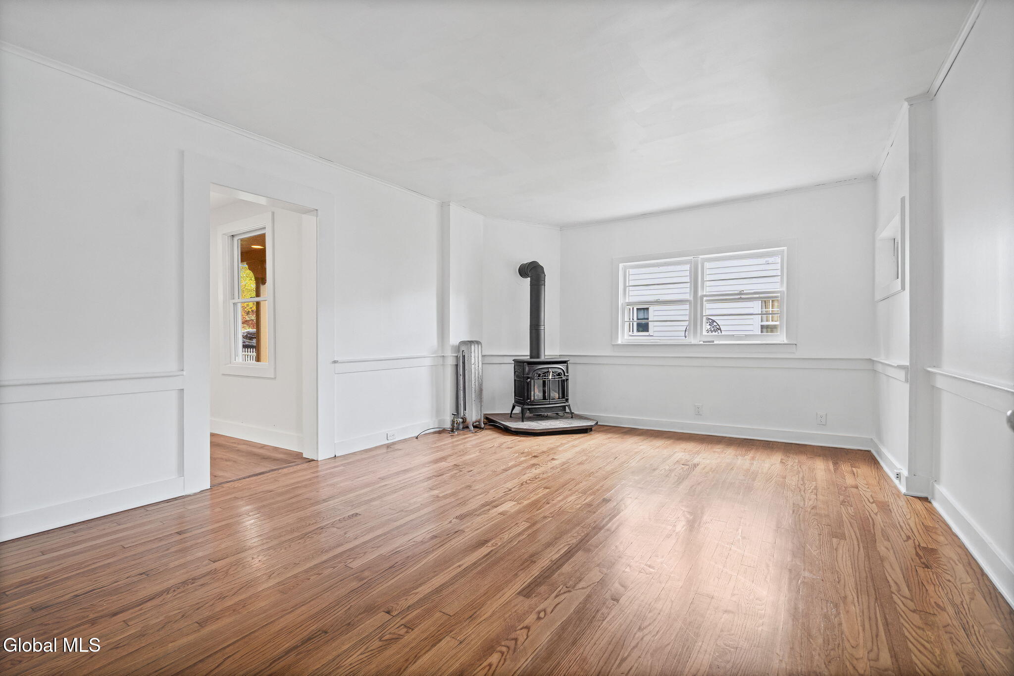 32 Elm Street Nassau NY 12123