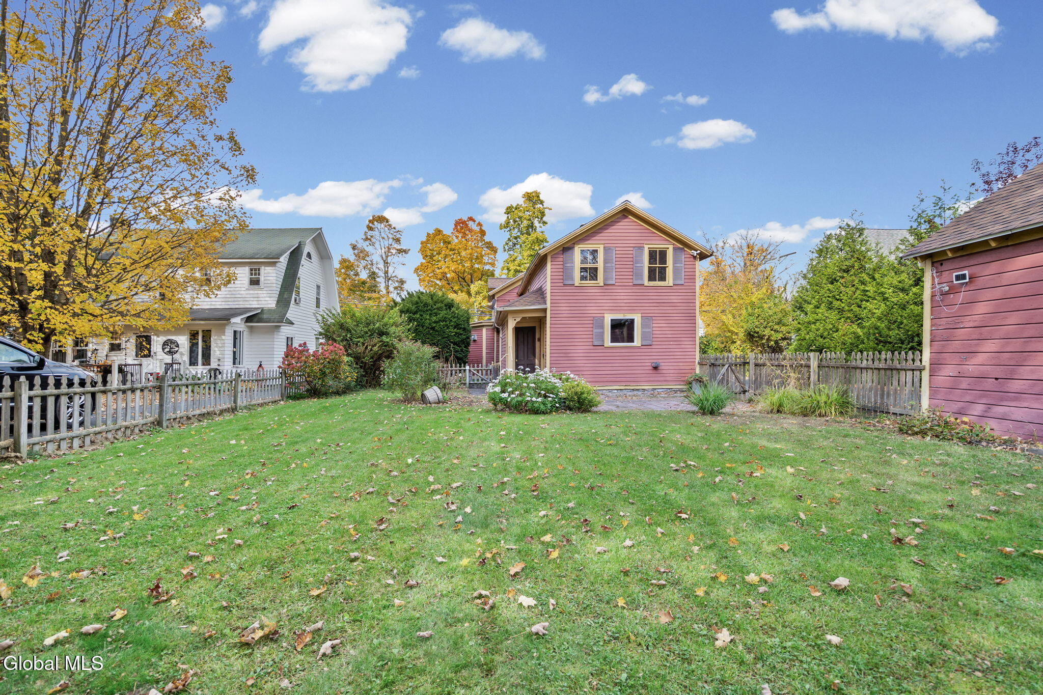 32 Elm Street Nassau NY 12123