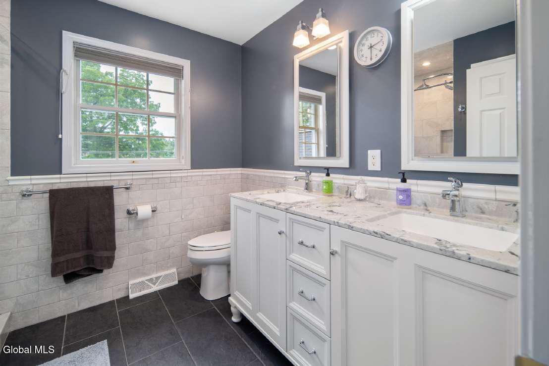 238 Van Vorst Road Ballston Lake NY 12019
