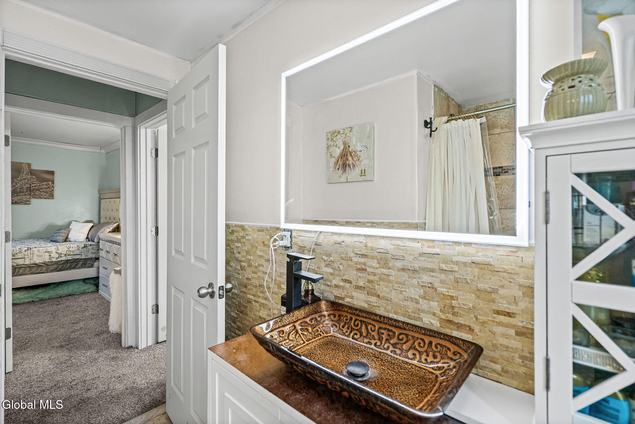 64 Campbell Avenue Troy NY 12180