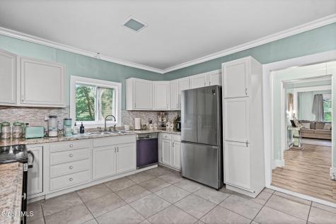 64 Campbell Avenue Troy NY 12180