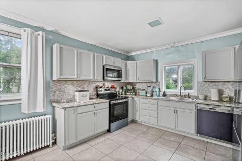 64 Campbell Avenue Troy NY 12180