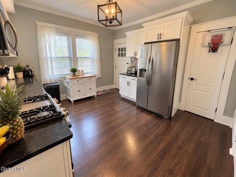 1040 Lakeview Avenue Schenectady NY 12303