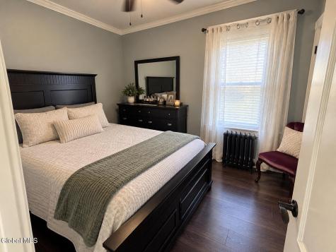 1040 Lakeview Avenue Schenectady NY 12303