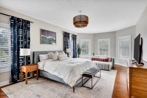 20 Denhelder Drive Ballston Lake NY 12019