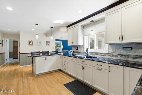 1354 Rowe Road Niskayuna NY 12309