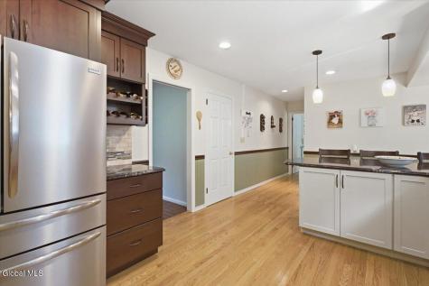 1354 Rowe Road Niskayuna NY 12309