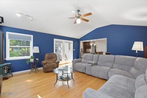 1354 Rowe Road Niskayuna NY 12309